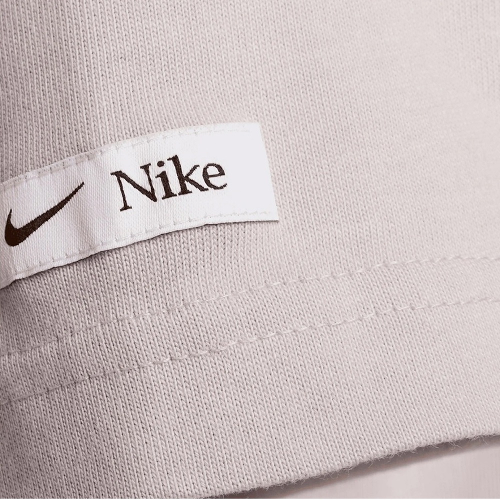 Nike Sportswear Classic Women’s T-Shirt - Picture 5 of 11